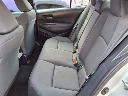 Used 2024 Toyota Corolla LE image 9