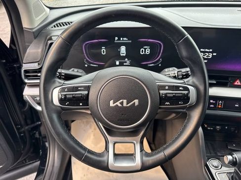 Used 2023 Kia Sportage EX FWD image 12