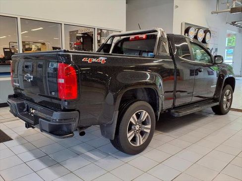 Used 2016 Chevrolet Colorado LT AWD/4WD image 6
