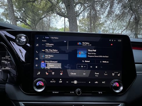 Used 2025 Lexus RX 500h F Sport w/ Convenience Package image 23