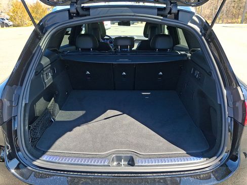 Used 2026 Mercedes-Benz GLC 300 4MATIC Coupe image 31