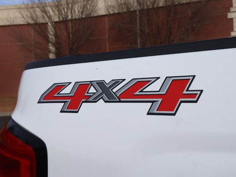 Used 2016 Chevrolet Silverado 2500 High Country w/ Duramax Plus Package image 24