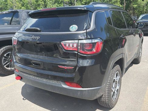Used 2022 Jeep Compass Trailhawk w/ Sun and Sound Group AWD/4WD image 7
