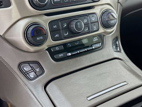 Used 2015 GMC Yukon Denali w/ Open Road Package AWD/4WD image 22