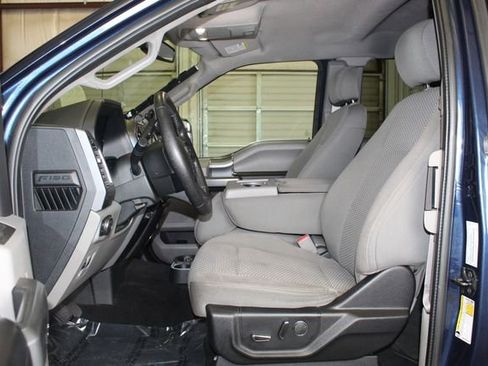 Used 2016 Ford F150 XLT w/ Equipment Group 302A Luxury AWD/4WD image 10
