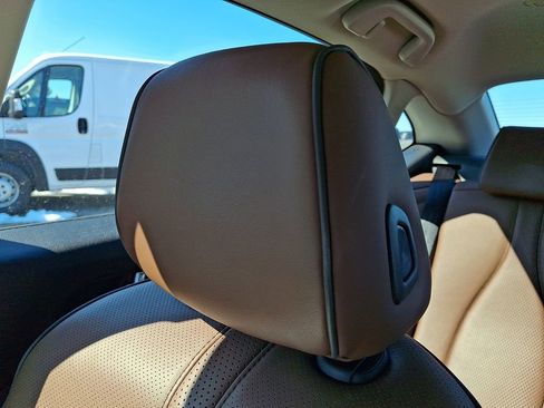 Used 2023 Acura TLX Advance image 18