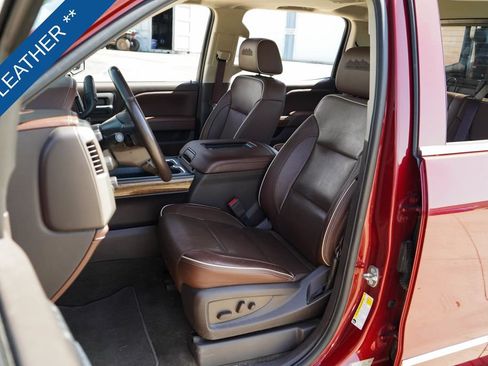 Used 2018 Chevrolet Silverado 1500 High Country AWD/4WD image 7