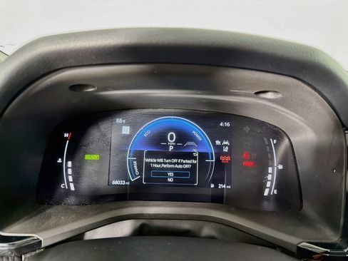 Used 2025 Toyota Camry SE w/ Multimedia Upgrade Package FWD image 18
