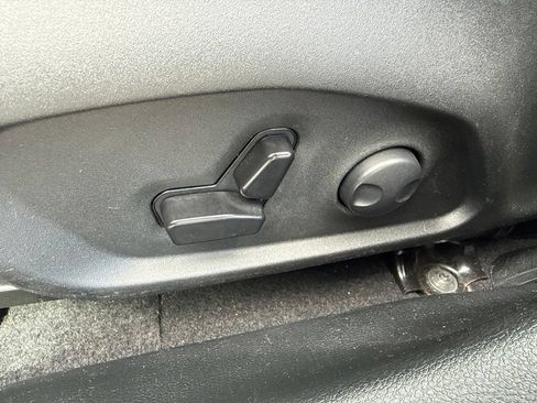 Used 2025 Jeep Compass Limited AWD/4WD image 19