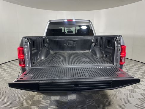 Used 2020 Ford F150 Lariat w/ Equipment Group 502A Luxury AWD/4WD image 26