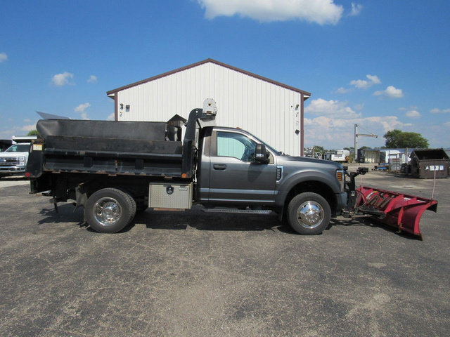 Used 2018 Ford F550 2WD Regular Cab Super Duty w/ Power Equipment Group image 2