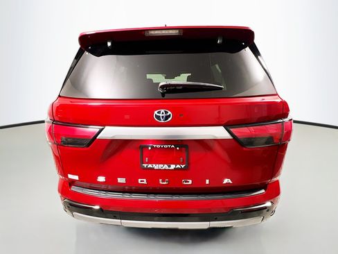 Used 2023 Toyota Sequoia Capstone AWD/4WD image 6