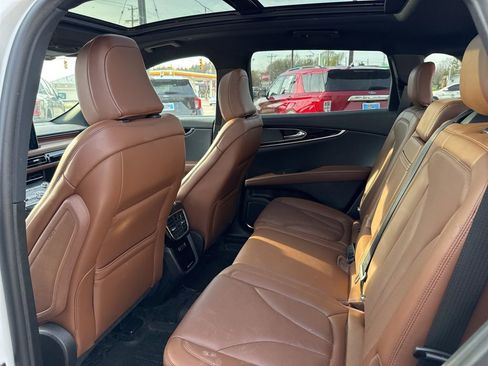 Used 2023 Lincoln Nautilus Reserve image 15