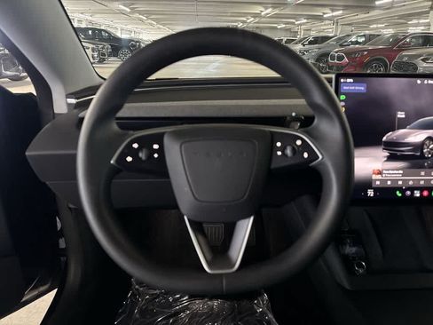 Used 2025 Tesla Model 3 RWD image 14