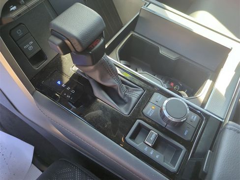 Used 2025 Toyota Sequoia Limited w/ TRD Off-Road Package image 26