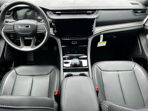 New 2026 Jeep Grand Cherokee Limited image 43