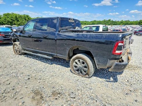 Used 2023 RAM 2500 Laramie AWD/4WD image 2