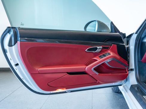 Certified 2019 Porsche 911 Turbo S AWD/4WD image 11