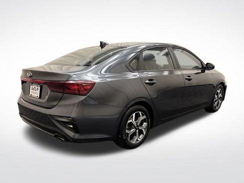 Used 2021 Kia Forte LXS FWD image 5