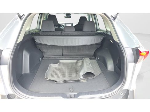 Used 2022 Toyota RAV4 LE FWD image 12