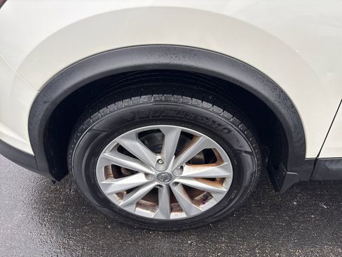 Used 2017 Nissan Rogue Sport SV image 8