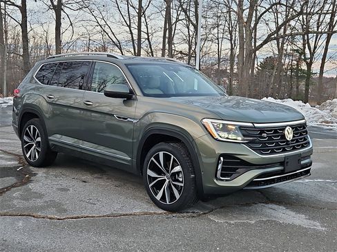 New 2026 Volkswagen Atlas SEL Premium R-Line image 2