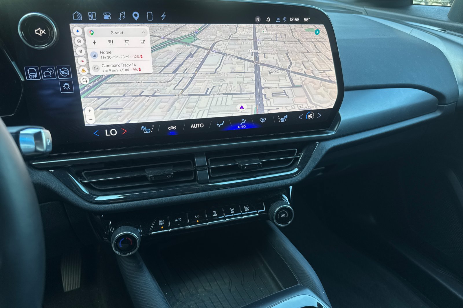 Used 2024 Chevrolet Equinox EV RS FWD image 27