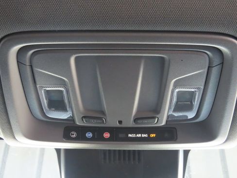 Used 2023 GMC Sierra 1500 Pro w/ Graphite Edition AWD/4WD image 38