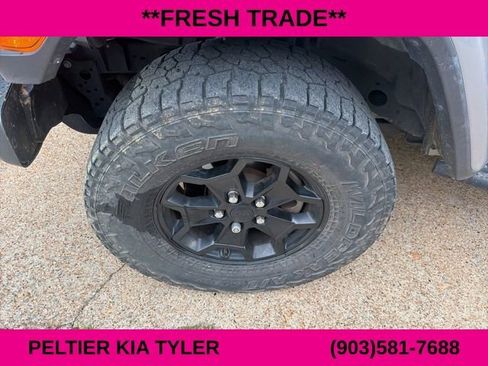 Used 2020 Jeep Gladiator Sport w/ Quick Order Package 24S image 5