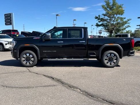 New 2026 GMC Sierra 2500 Denali w/ Denali Reserve Package AWD/4WD image 2