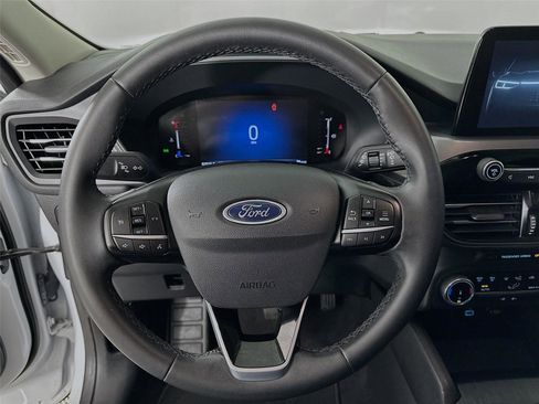 Used 2023 Ford Escape Active image 12