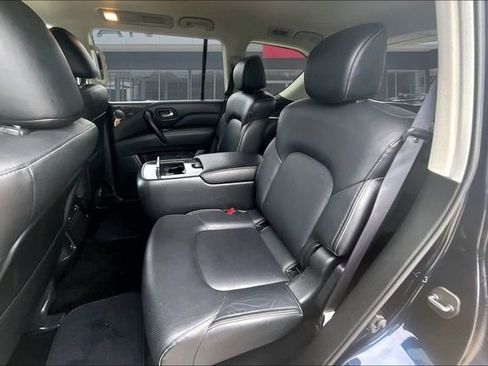 Used 2024 INFINITI QX80 Luxe AWD/4WD image 19