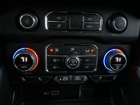 Used 2021 Chevrolet Tahoe LT image 20