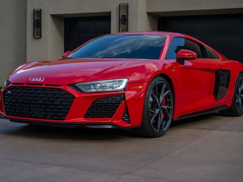 Used 2023 Audi R8 V10 performance RWD image 10