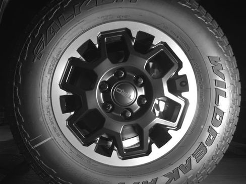 New 2026 Toyota 4Runner TRD Off-Road AWD/4WD image 9