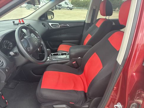 Used 2016 Nissan Pathfinder S FWD image 4