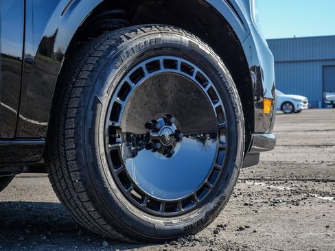 Used 2025 Ford Maverick Lobo image 9