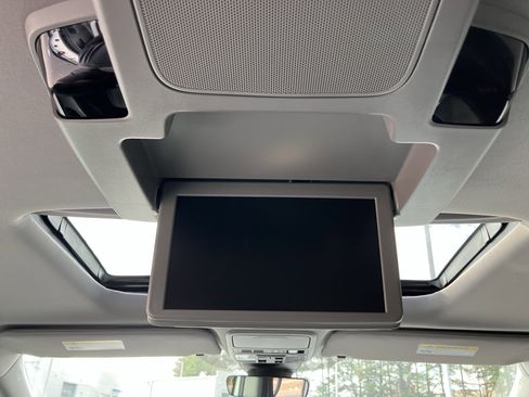 Certified 2024 Honda Odyssey Touring image 33