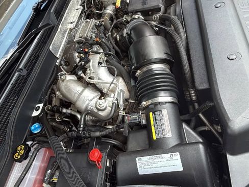 Used 2019 Chevrolet Silverado 2500 LT AWD/4WD image 37