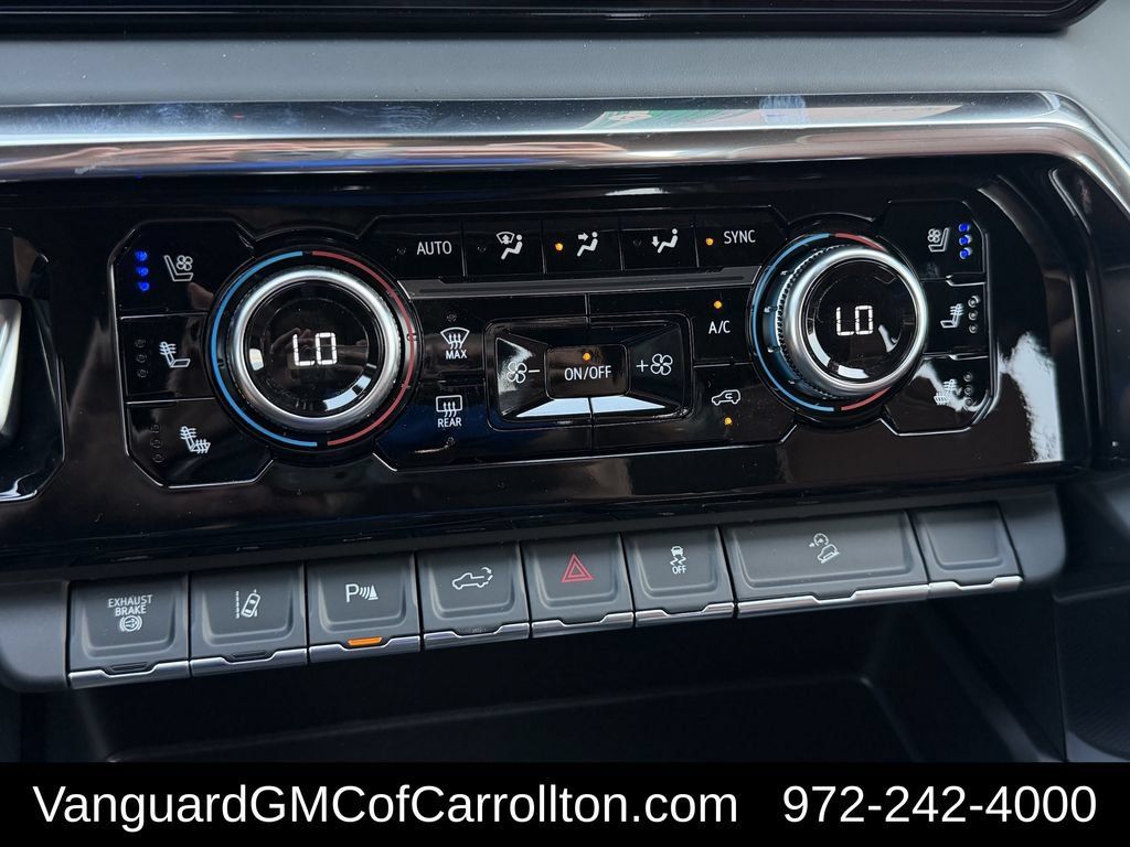 New 2026 GMC Sierra 2500 Denali Ultimate AWD/4WD image 16