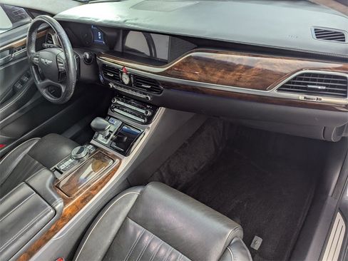 Used 2019 Genesis G90 5.0 Ultimate image 39