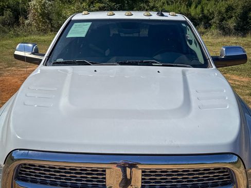 Used 2016 RAM 3500 Laramie image 19