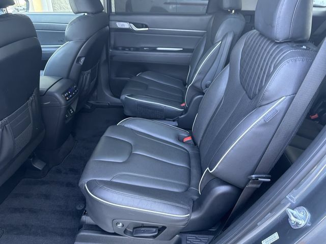 Used 2024 Hyundai Palisade Limited FWD image 24