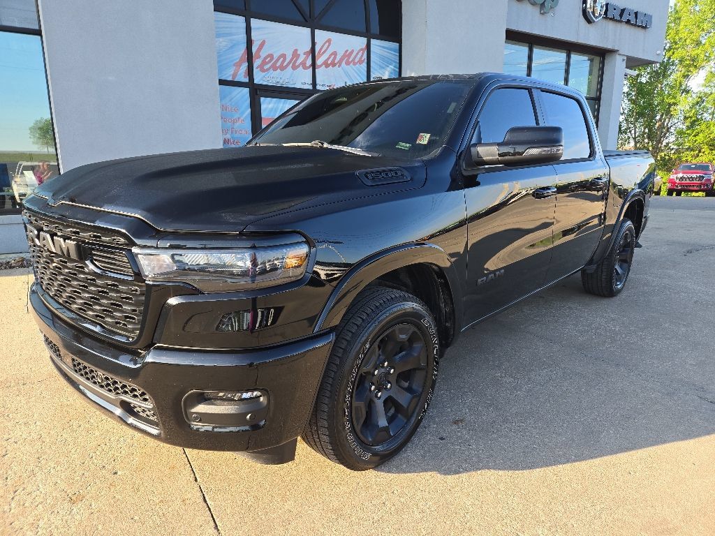 Used 2026 RAM 1500 Big Horn AWD/4WD image 3