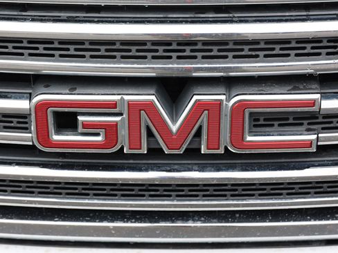 Used 2019 GMC Canyon SLT w/ Driver Alert Package image 11
