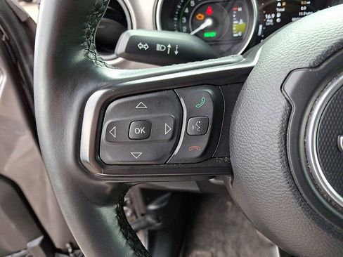 Used 2023 Jeep Wrangler Unlimited w/ Cold Weather Group AWD/4WD image 21
