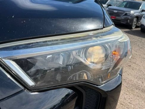 Used 2014 Toyota 4Runner SR5 AWD/4WD image 10