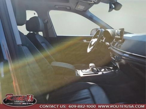 Used 2021 Audi Q5 e Premium Plus w/ Premium Plus Package AWD/4WD image 13