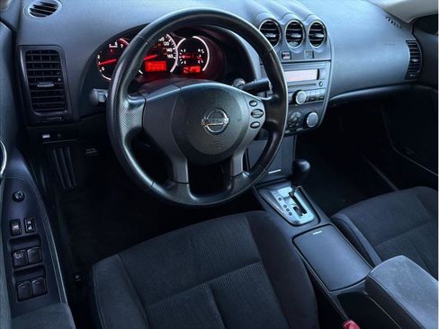 Used 2012 Nissan Altima 2.5 S image 2