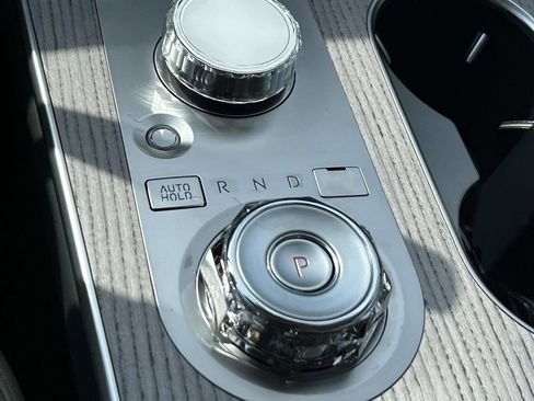 New 2026 Genesis GV80 2.5T Advanced image 37